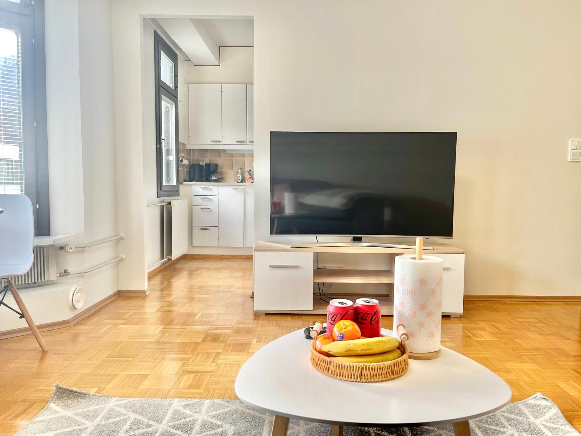 Puma'S Central Flat In Helsinki Extérieur photo